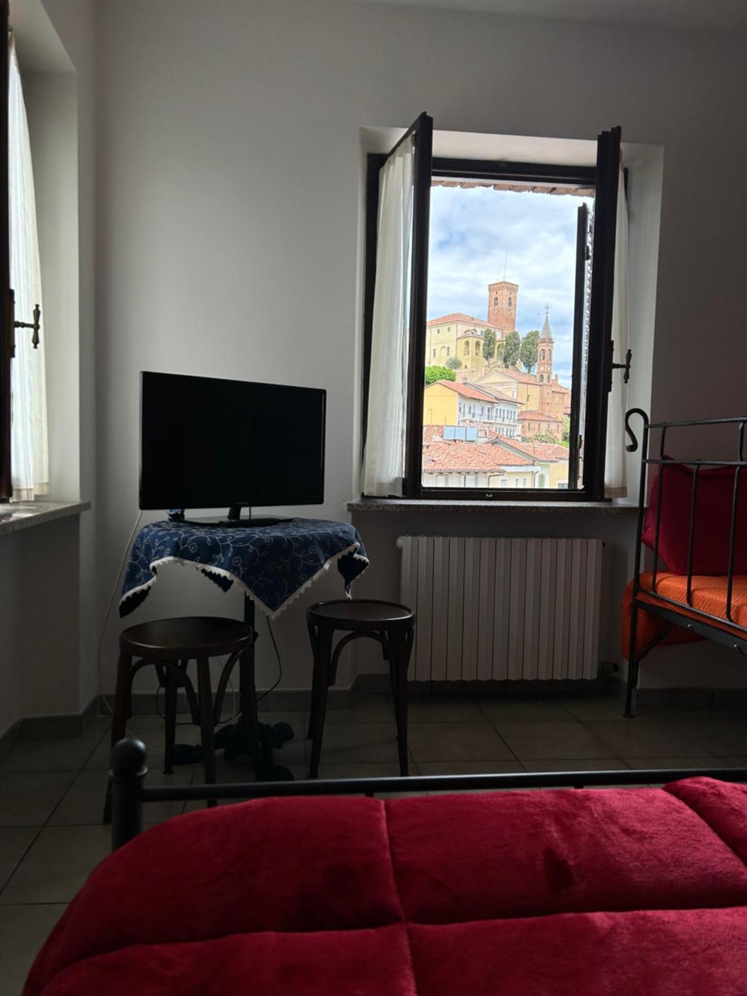 Appartamento Takàlcastel 2 Cisterna dʼAsti Esterno foto